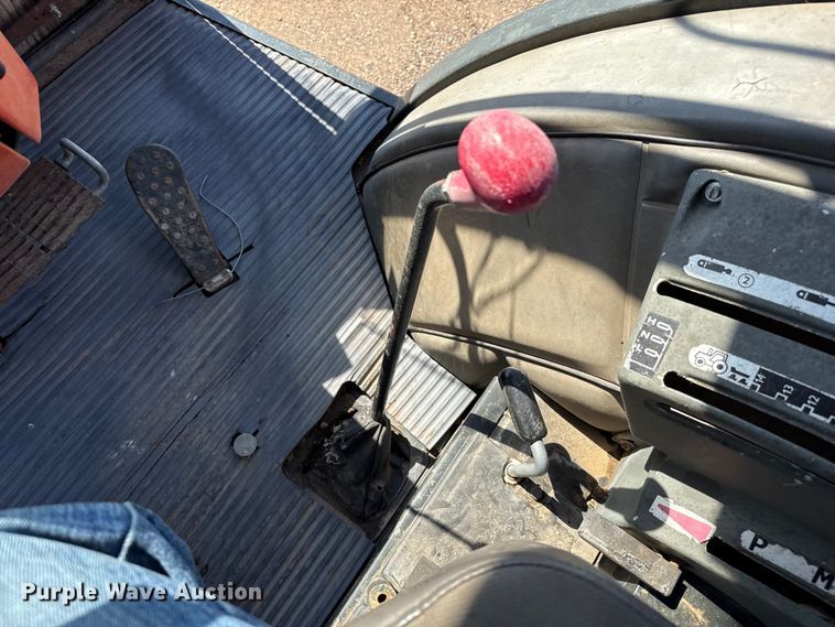 image for item EP0589 Zetor MFWD tractor