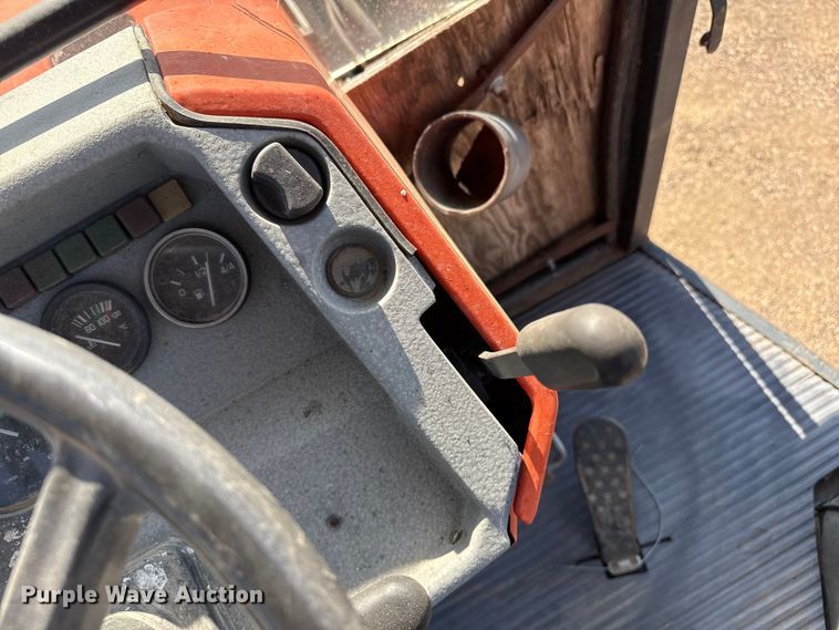 image for item EP0589 Zetor MFWD tractor