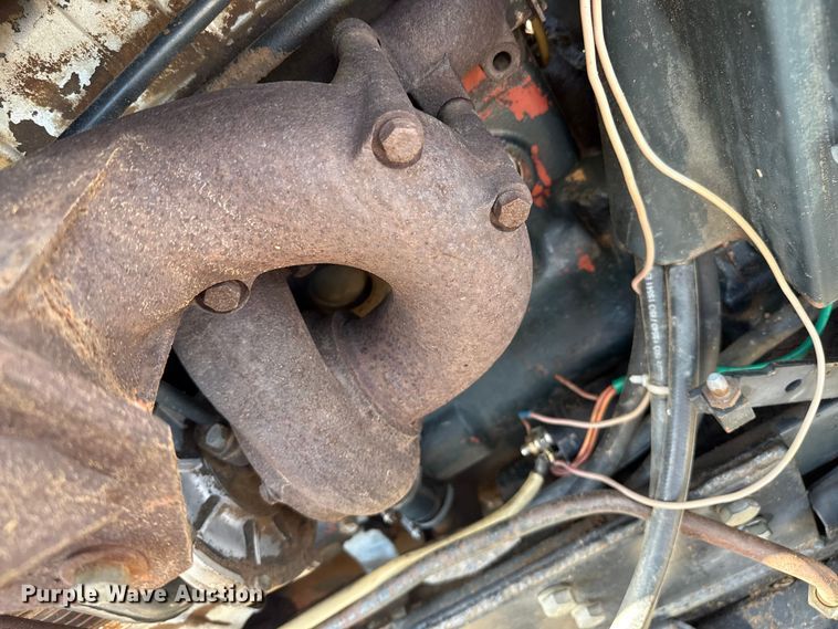 image for item EP0589 Zetor MFWD tractor