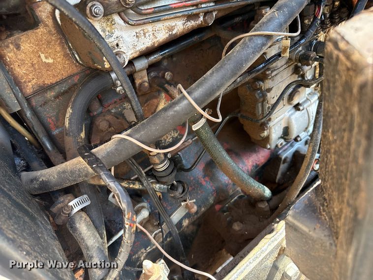 image for item EP0589 Zetor MFWD tractor