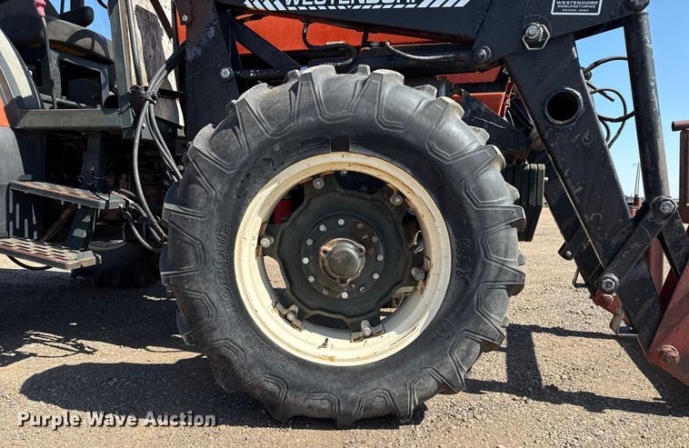 image for item EP0589 Zetor MFWD tractor