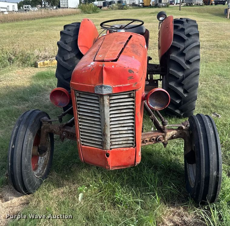 image for item ER2313 Massey Ferguson 35 tractor