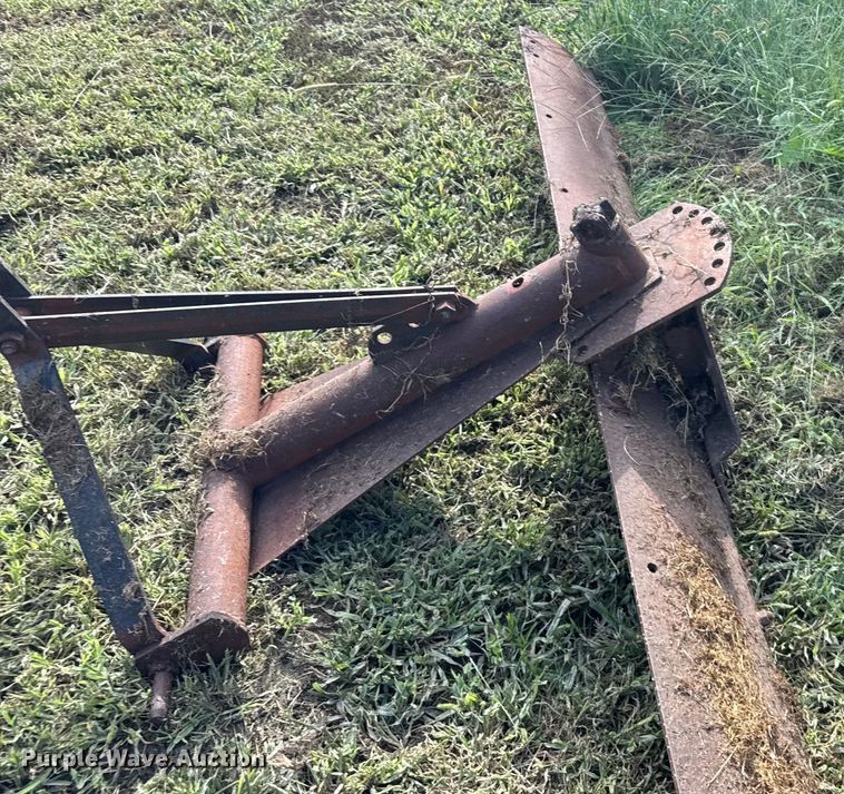 image for item ER2313 Massey Ferguson 35 tractor