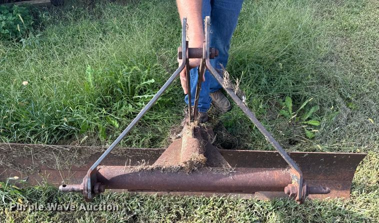 image for item ER2313 Massey Ferguson 35 tractor