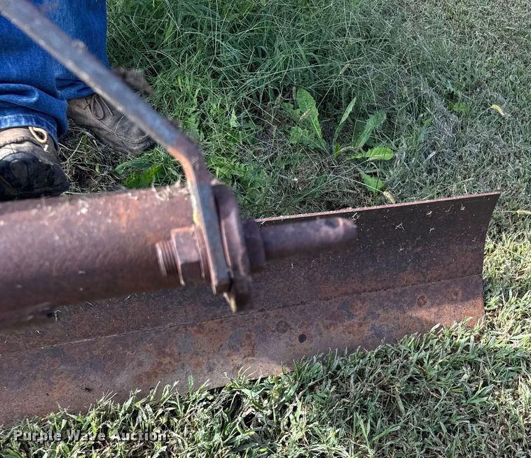 image for item ER2313 Massey Ferguson 35 tractor