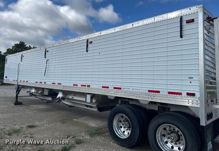 image for item ER2317 2016 Timpte grain trailer