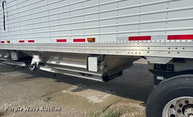 image for item ER2317 2016 Timpte grain trailer