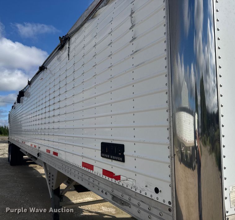 image for item ER2317 2016 Timpte grain trailer