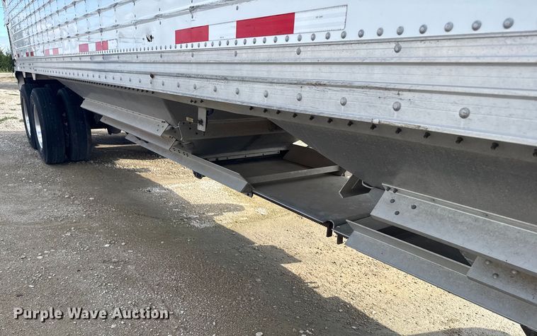 image for item ER2317 2016 Timpte grain trailer