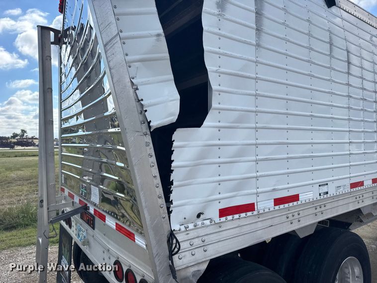 image for item ER2317 2016 Timpte grain trailer