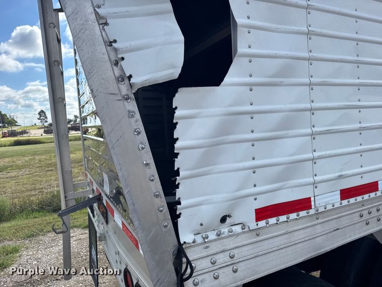 image for item ER2317 2016 Timpte grain trailer