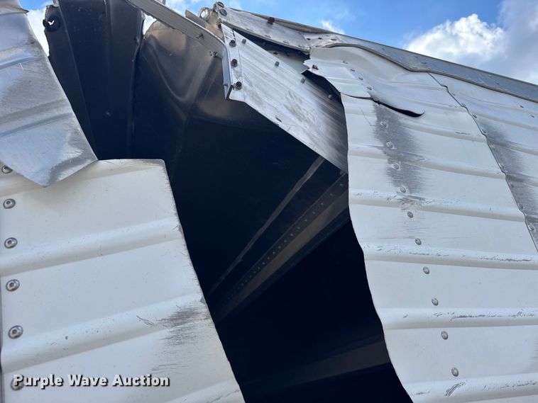 image for item ER2317 2016 Timpte grain trailer