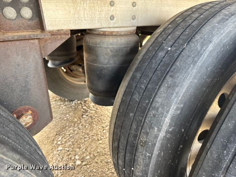 image for item ER2317 2016 Timpte grain trailer