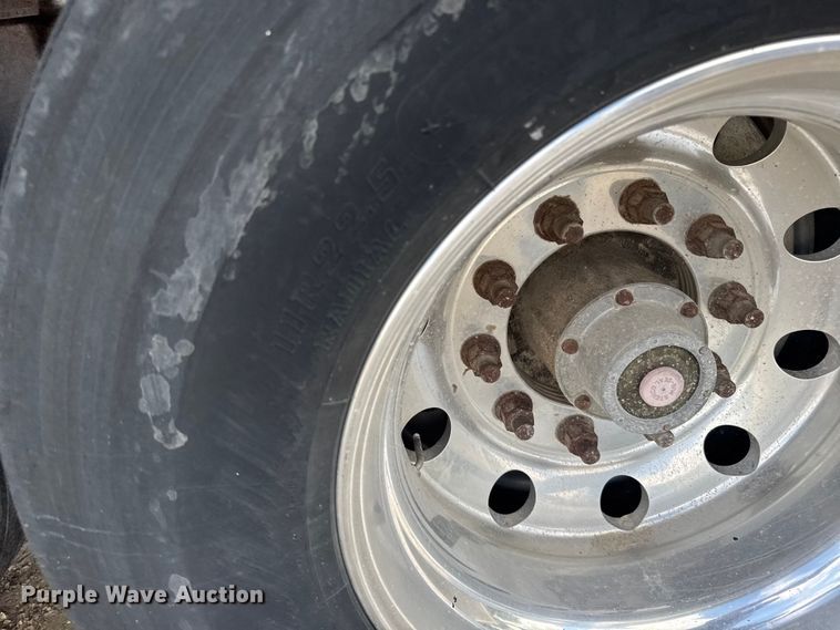 image for item ER2317 2016 Timpte grain trailer