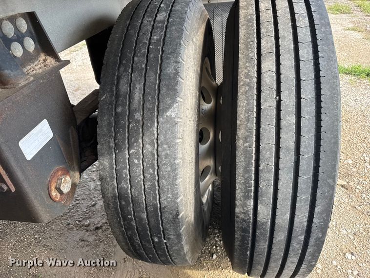 image for item ER2317 2016 Timpte grain trailer