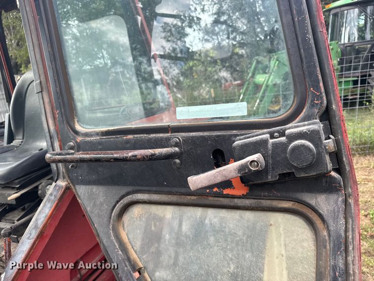 image for item ER2325 Belarus 425A MFWD tractor