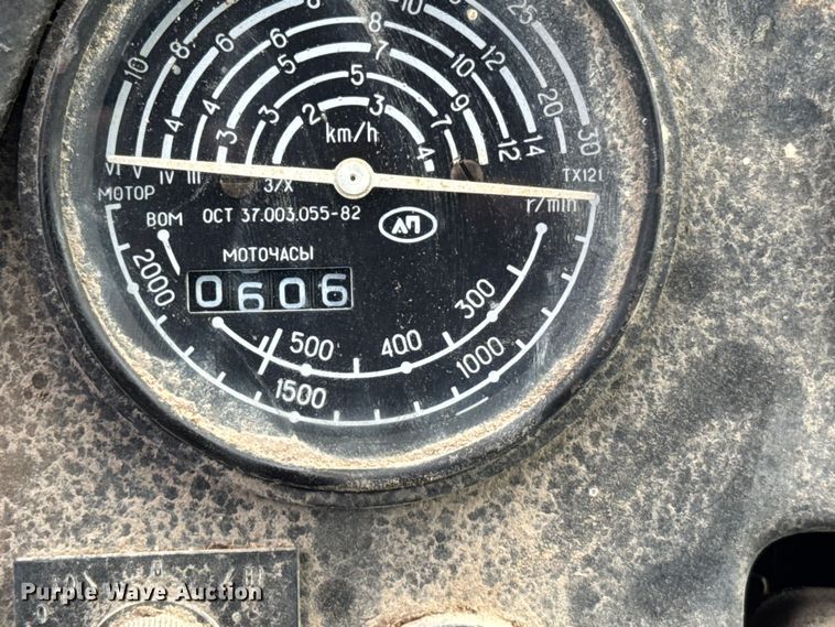 image for item ER2325 Belarus 425A MFWD tractor