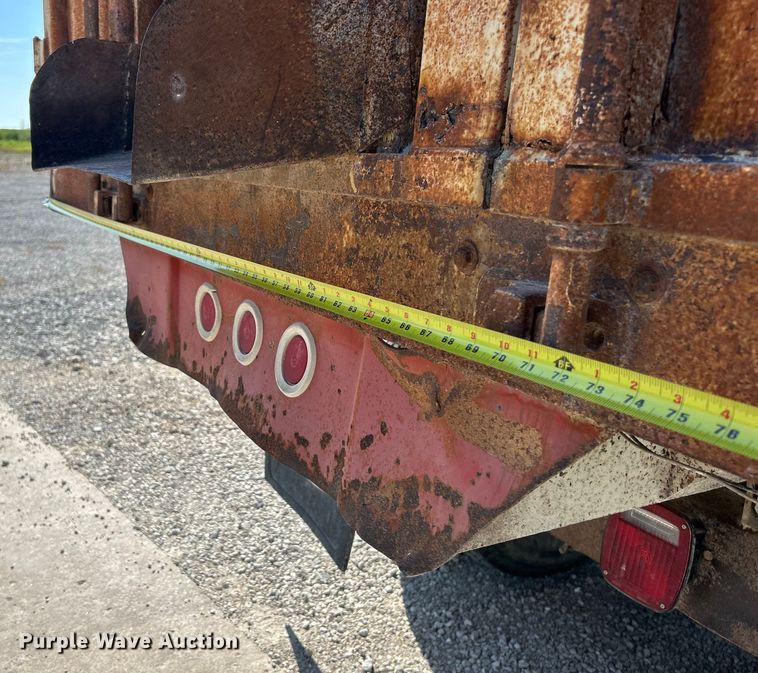 image for item ET3104 1980 Ford  grain truck