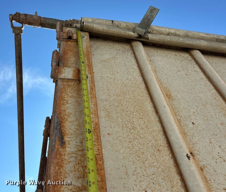 image for item ET3104 1980 Ford  grain truck