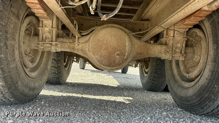 image for item ET3104 1980 Ford  grain truck