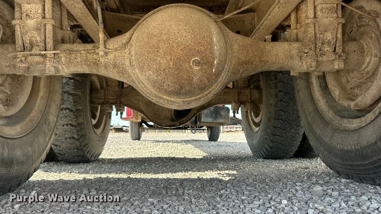 image for item ET3104 1980 Ford  grain truck