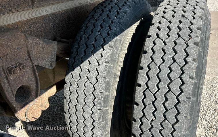 image for item ET3104 1980 Ford  grain truck