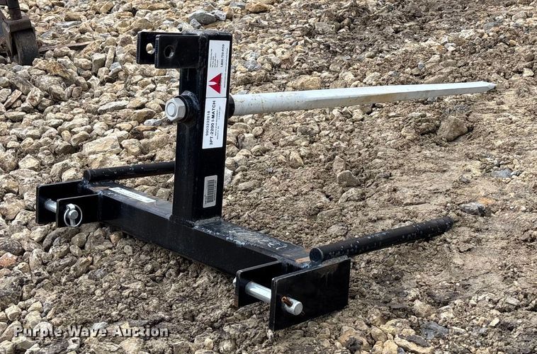 image for item ET4505 Tri-L three point bale spear