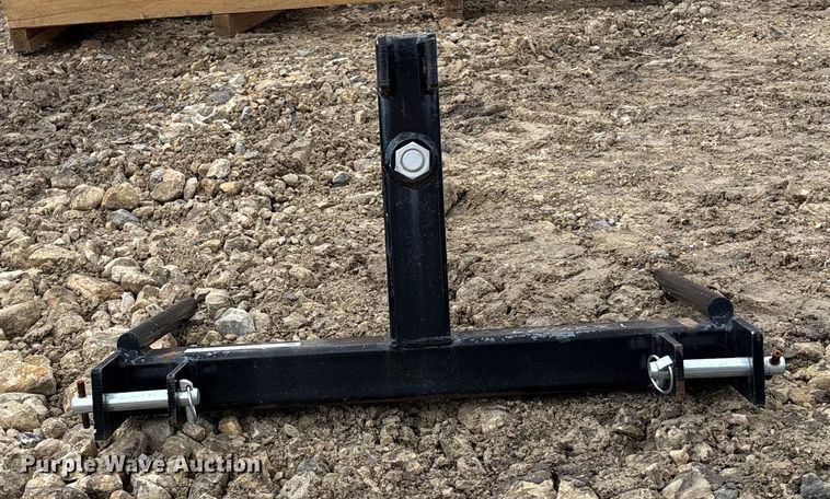 image for item ET4505 Tri-L three point bale spear