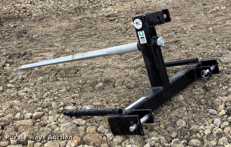 image for item ET4505 Tri-L three point bale spear