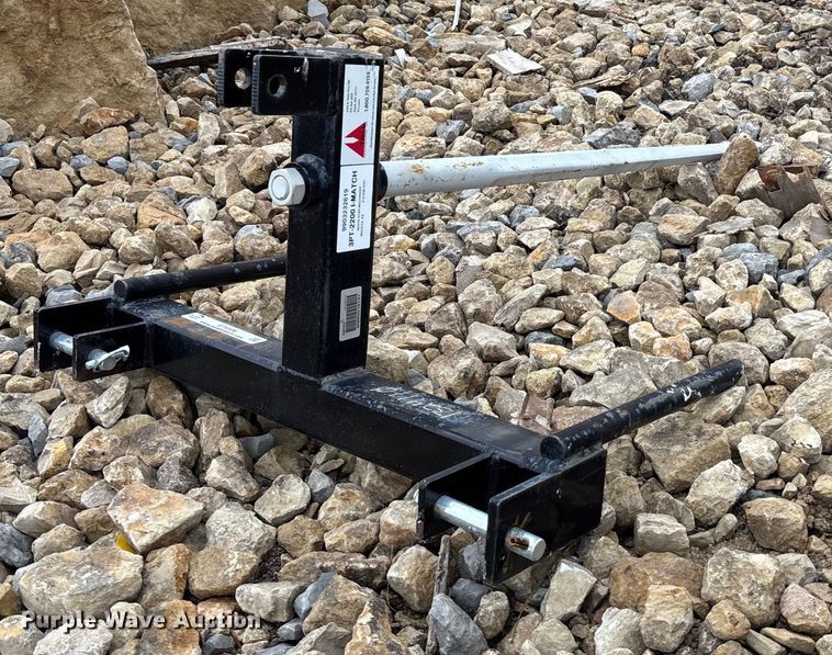 image for item ET4506 Tri-L three point bale spear