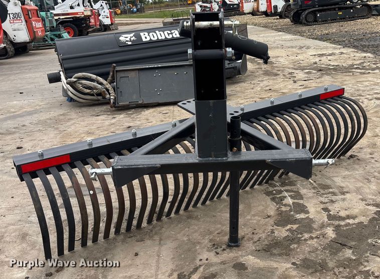 image for item ET4508 Bobcat 72