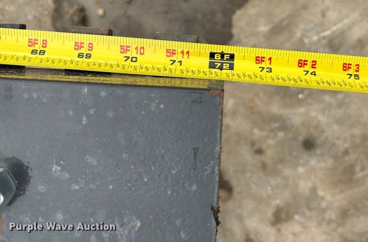 image for item ET4508 Bobcat 72