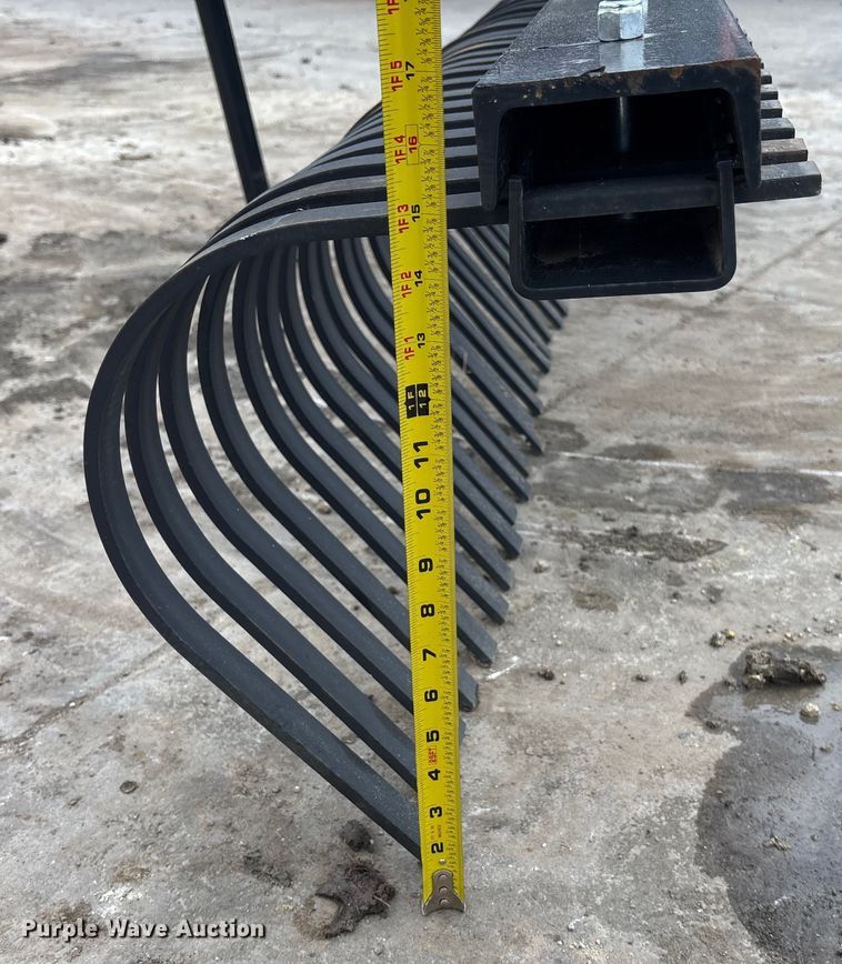 image for item ET4508 Bobcat 72