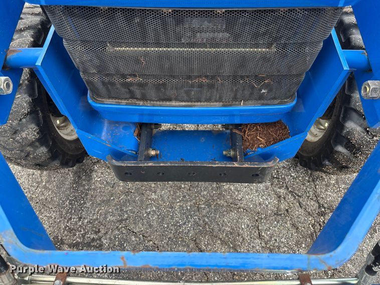 image for item ET4511 2008 New Holland T1520 MFWD tractor