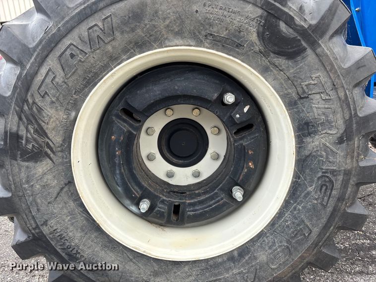 image for item ET4511 2008 New Holland T1520 MFWD tractor