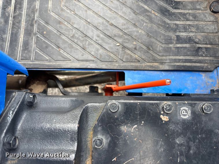 image for item ET4511 2008 New Holland T1520 MFWD tractor