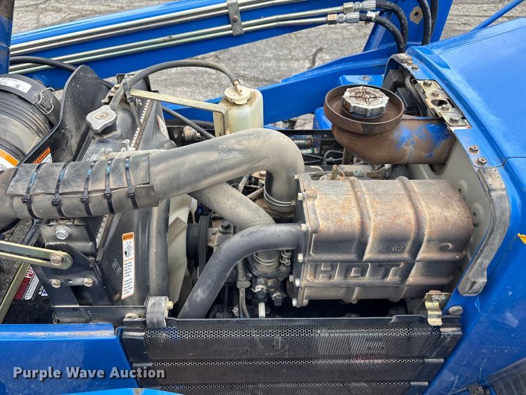 image for item ET4511 2008 New Holland T1520 MFWD tractor
