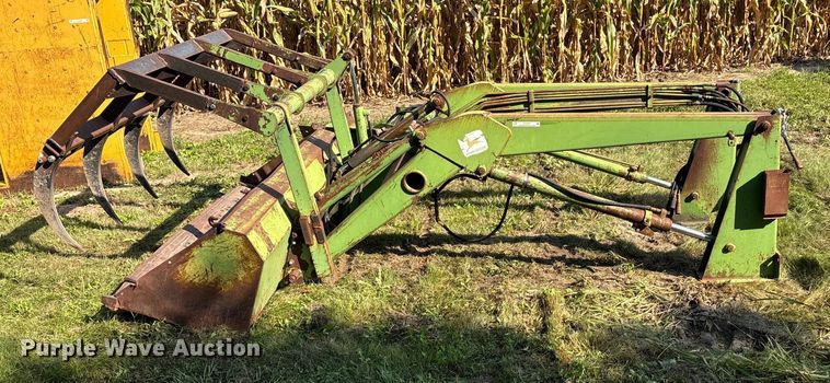 image for item ET4547 John Deere loader