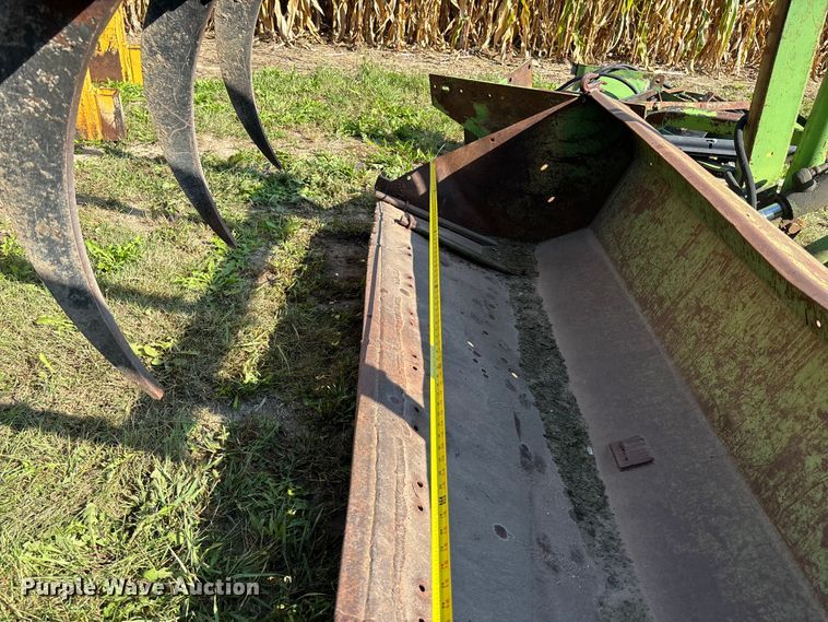 image for item ET4547 John Deere loader