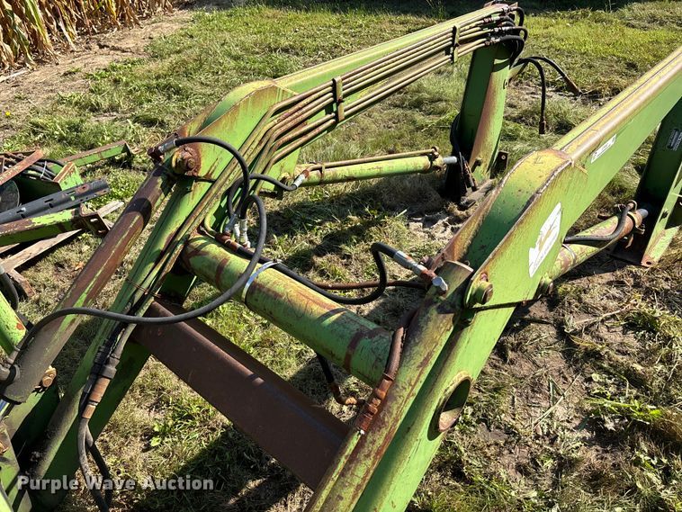 image for item ET4547 John Deere loader