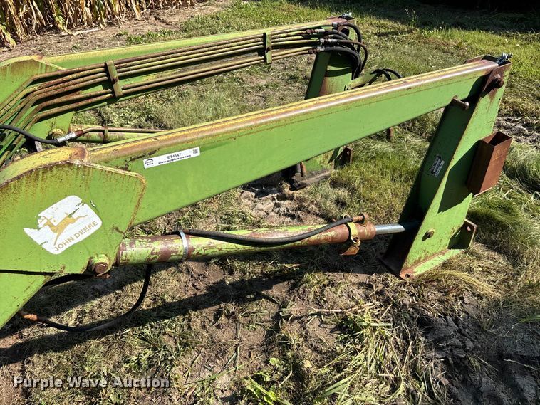 image for item ET4547 John Deere loader