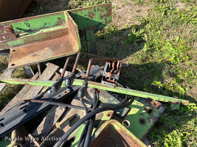 image for item ET4547 John Deere loader