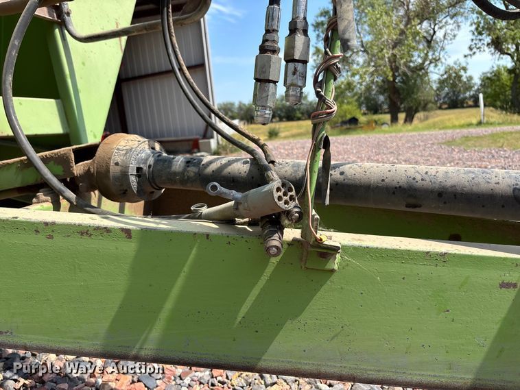 image for item ET4549 Parker 4500 grain cart