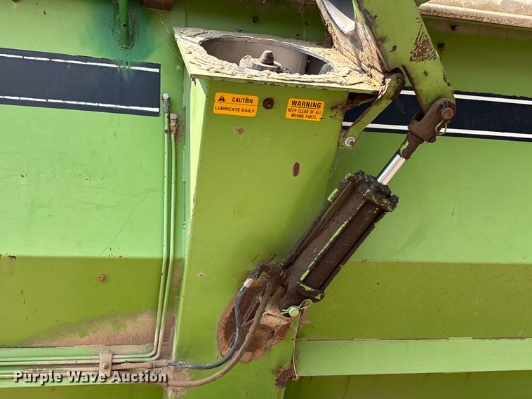 image for item ET4549 Parker 4500 grain cart