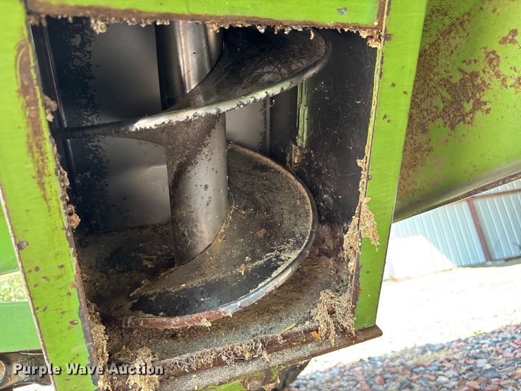 image for item ET4549 Parker 4500 grain cart