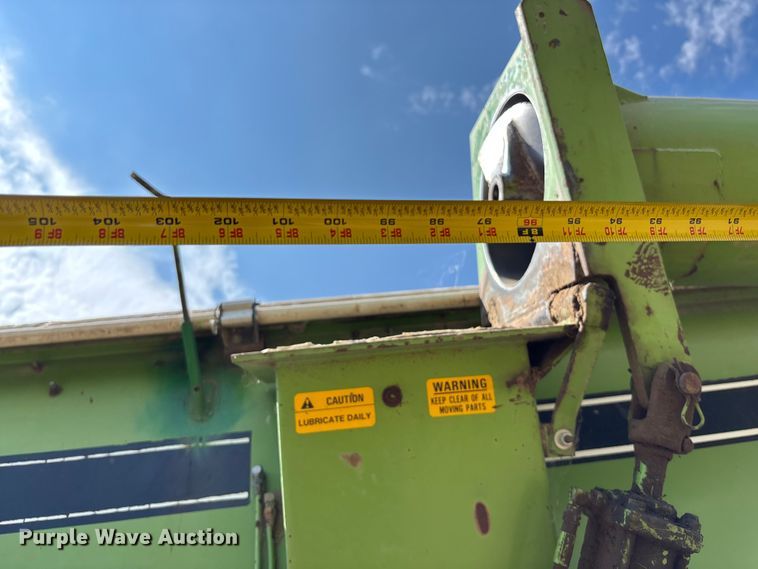 image for item ET4549 Parker 4500 grain cart