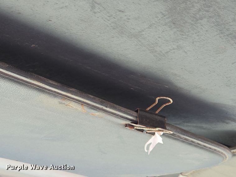 image for item EV1621 1993 Ford LN8000 flatbed truck