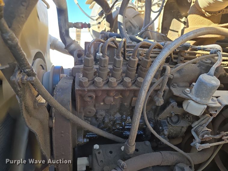 image for item EV1621 1993 Ford LN8000 flatbed truck