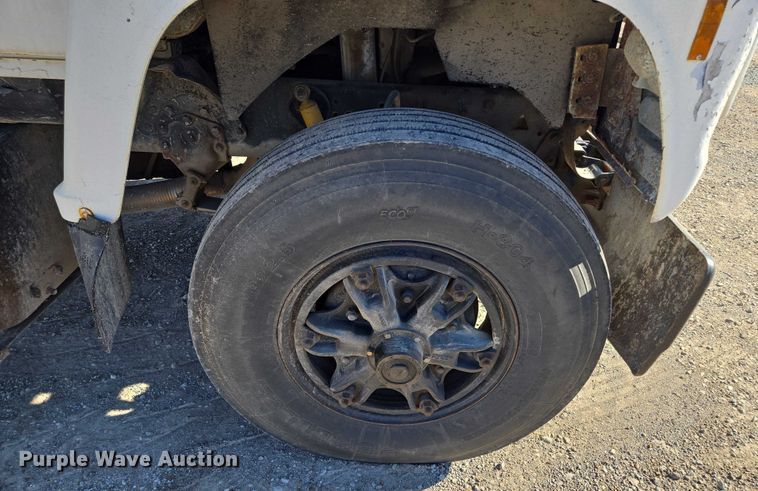 image for item EV1621 1993 Ford LN8000 flatbed truck