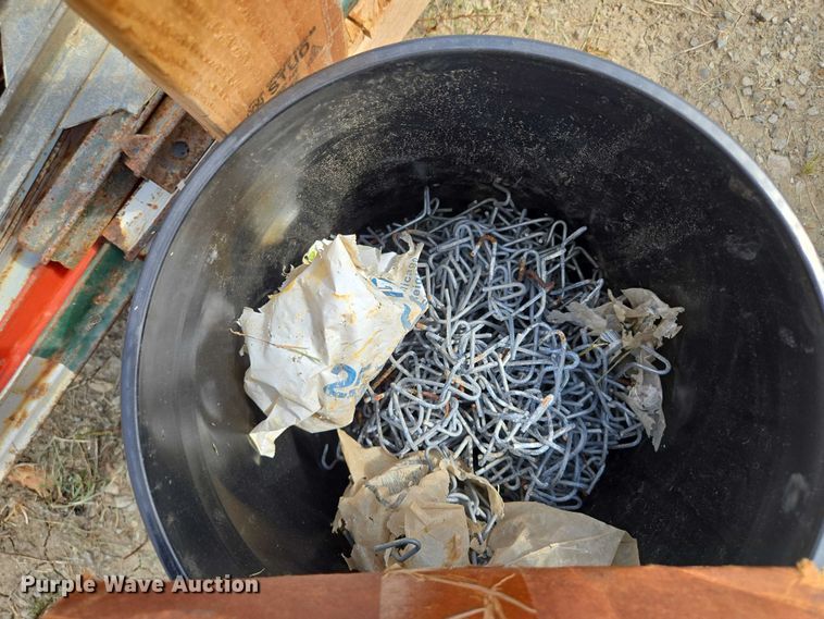 image for item EV1670 Fencing materials